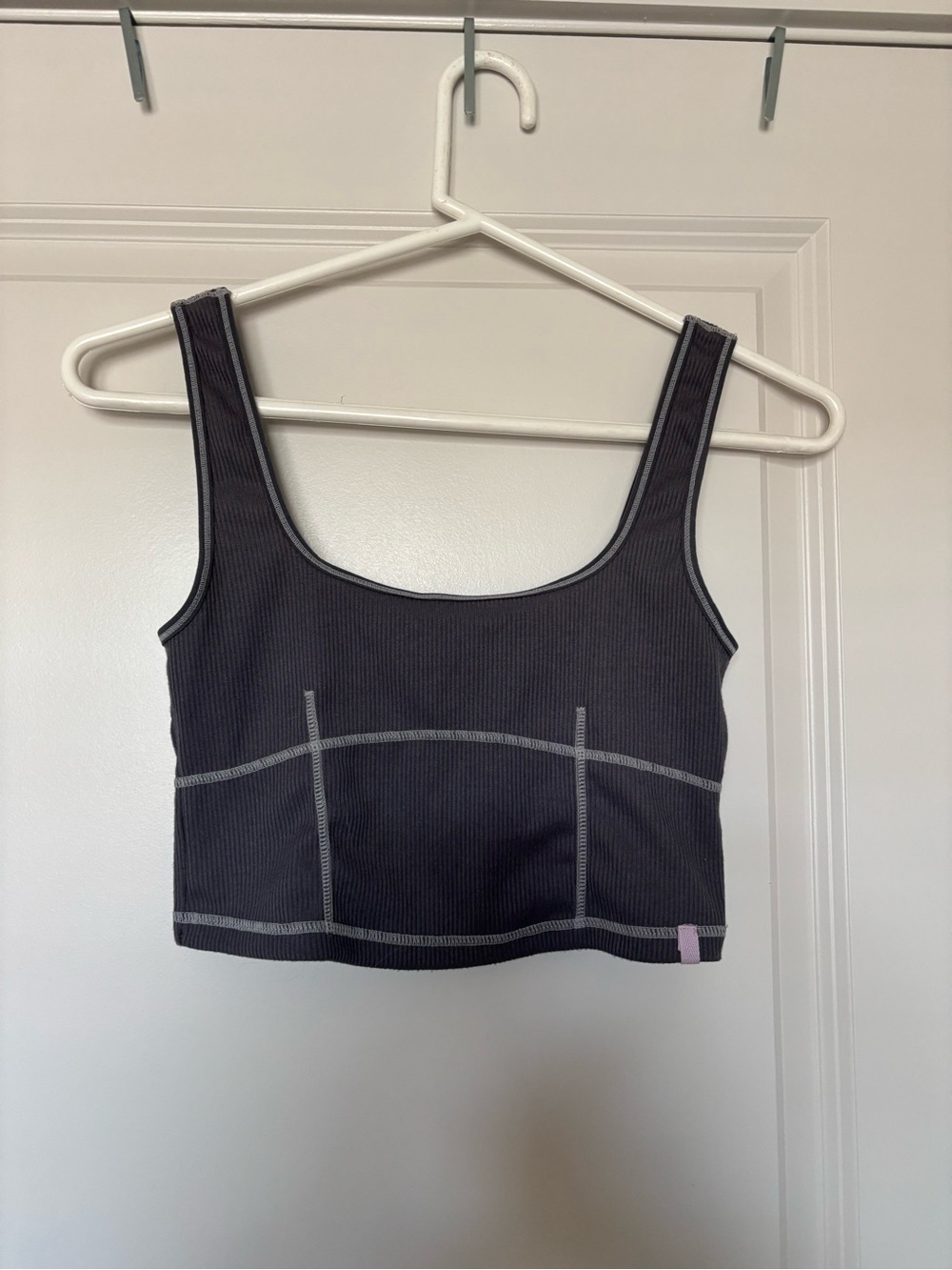 Women's Gray Ribbed Crop Tank Top - Gianni Bini